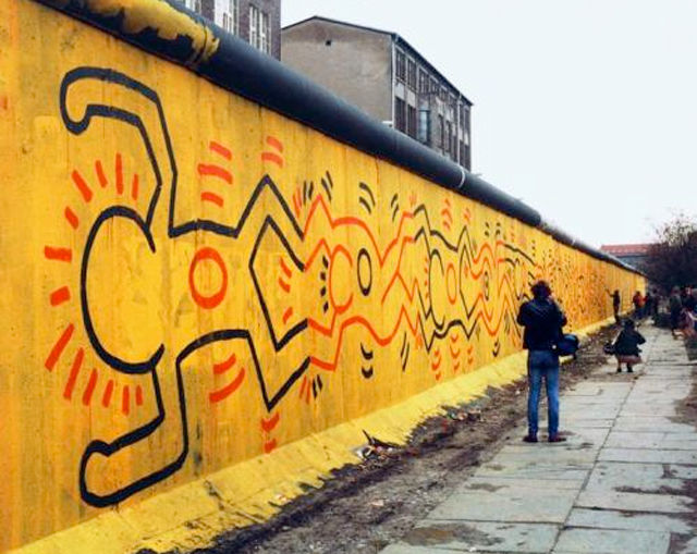 ベルリンの壁に描かれたキースのイラスト